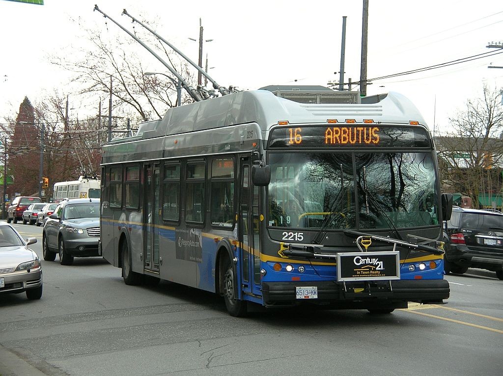 translink-etb-2215-e40lfr-on-arbutus-2008-0410